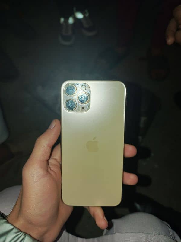 iphone 11 pro 4