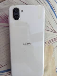 AQOUS R3 white 6/128