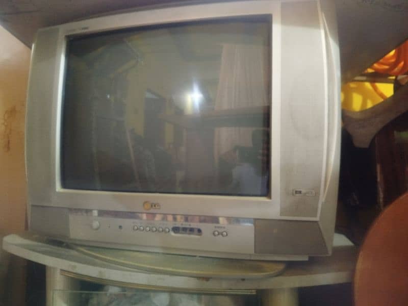 Television LG 21-CA80 3