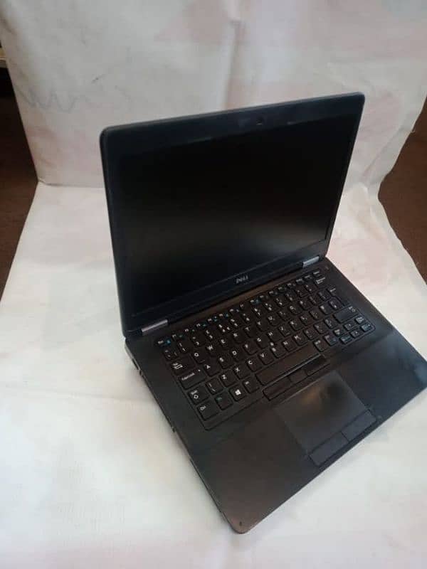 Dell Latitude Core i3 6th Gen 12gb 512gb 0