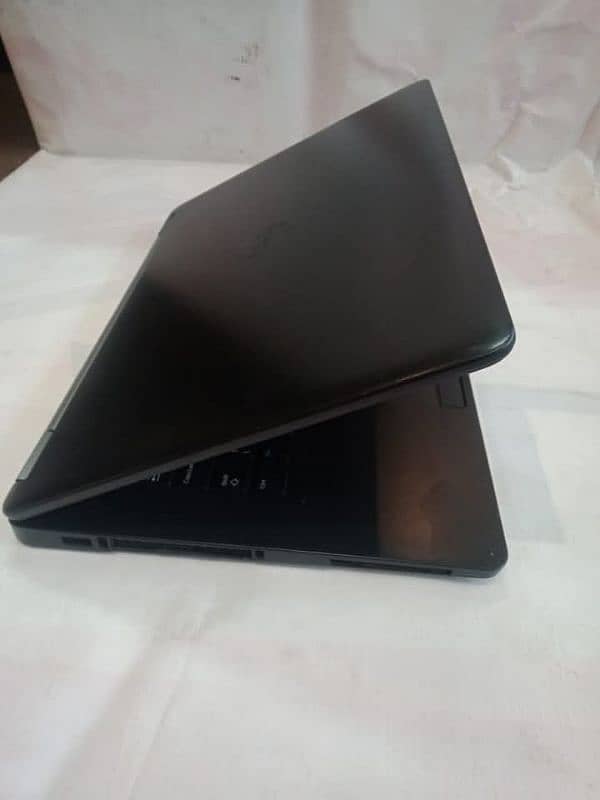 Dell Latitude Core i3 6th Gen 12gb 512gb 5