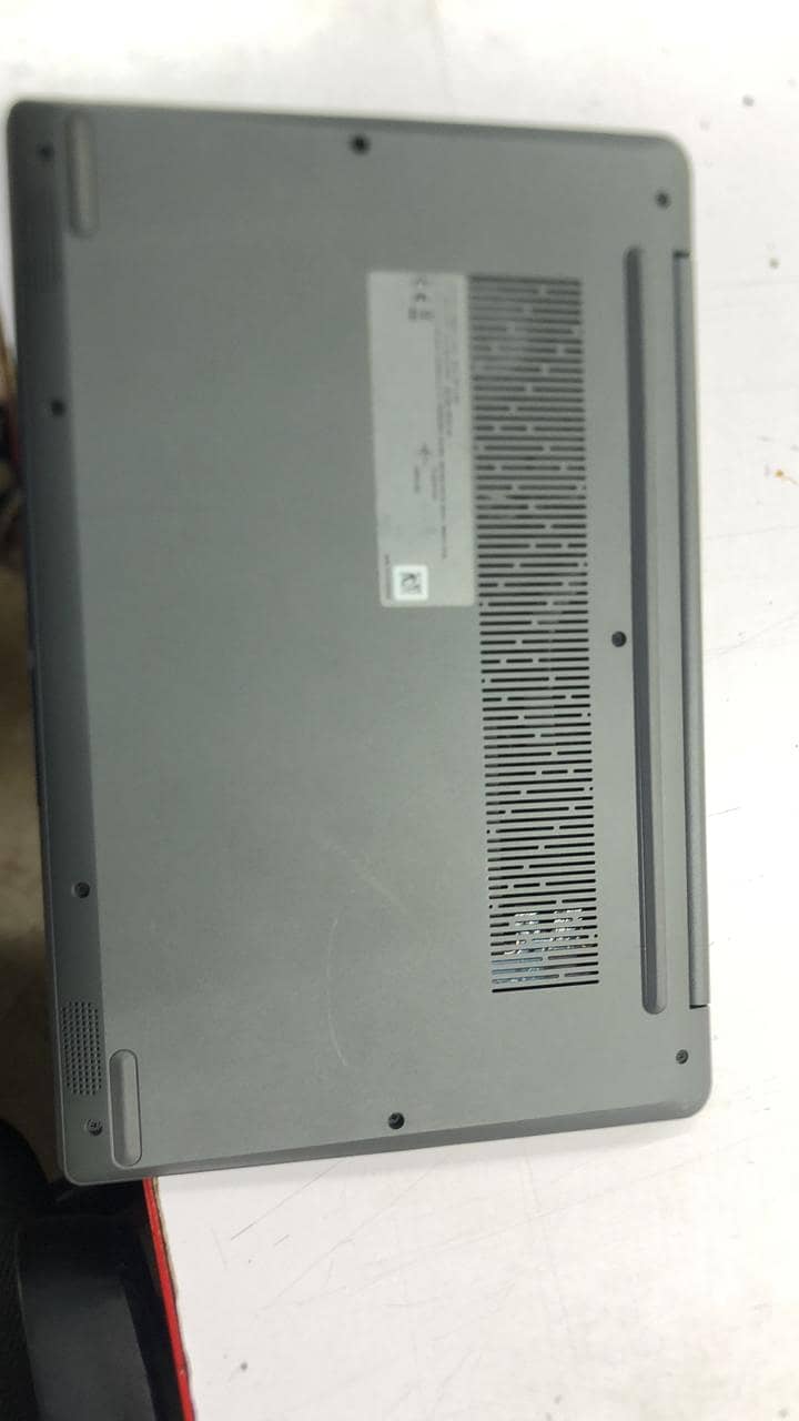 Lenovo Ideapad 3 /  LENOVO Ideapad 3 8