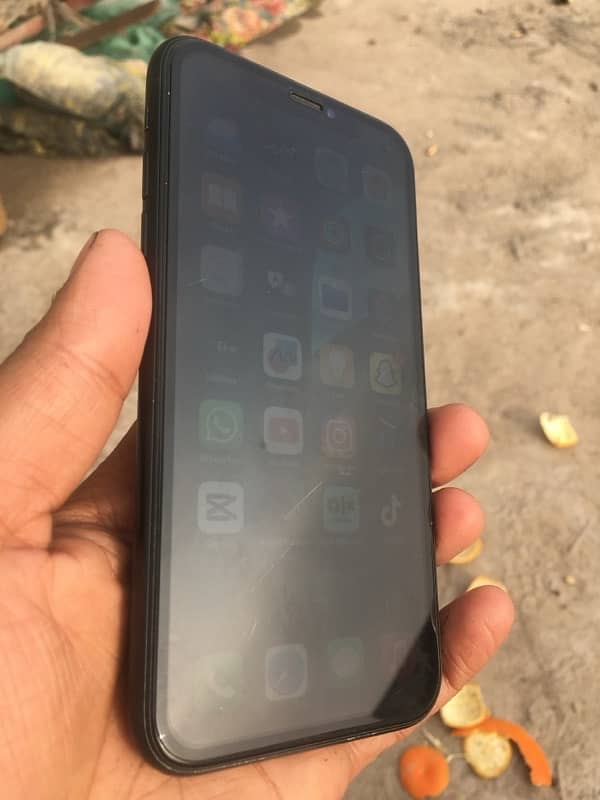 iPhone XR non pta 64 go 7