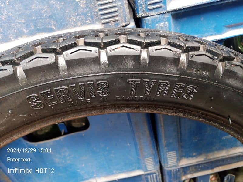 RS 2000 125 tyre for sell 7