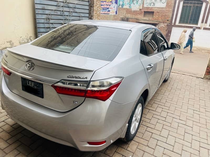 Toyota Corolla GLI 2019 4