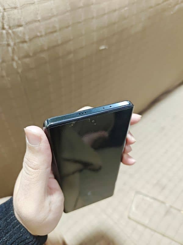 Vivo iqoo 12 pro 1