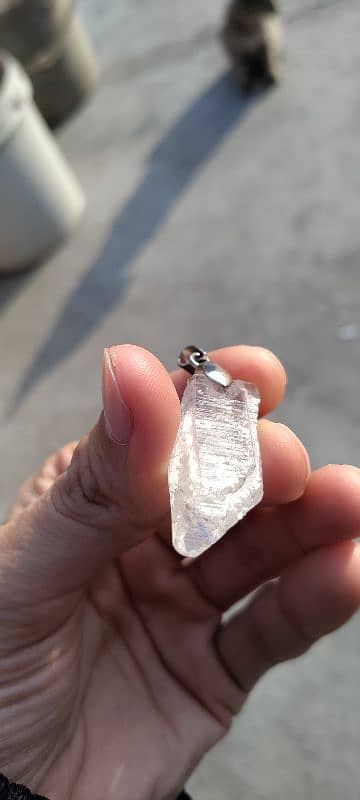 Quartz Crystal Cut 0