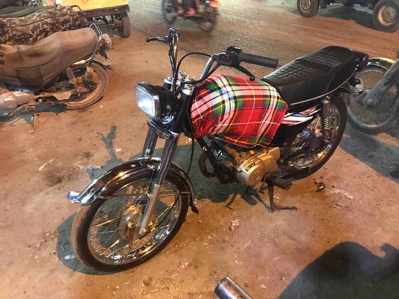 HONDA CG-125 2015 MODLE 9