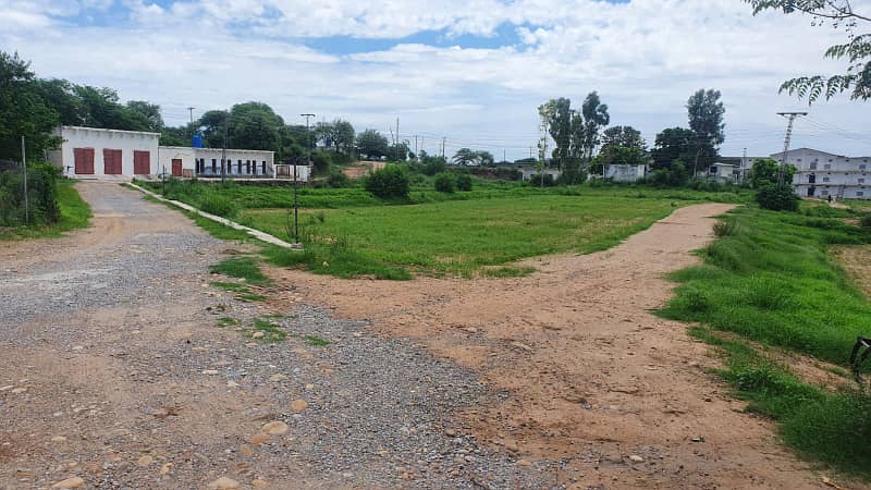 80kanal olx for sale near to dhaPhase 4 adyala Road Rawalpindi 3