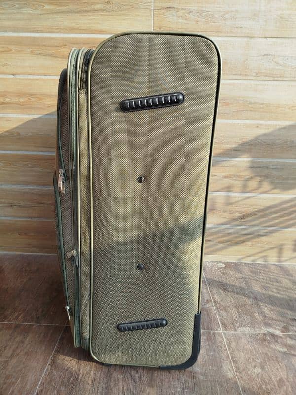 Luggage bag/Travel bag 10