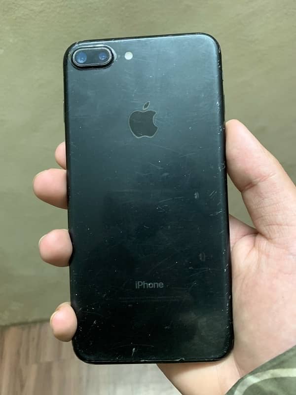 iphone 7 plus 32gb PTA  approved (urgent) 1