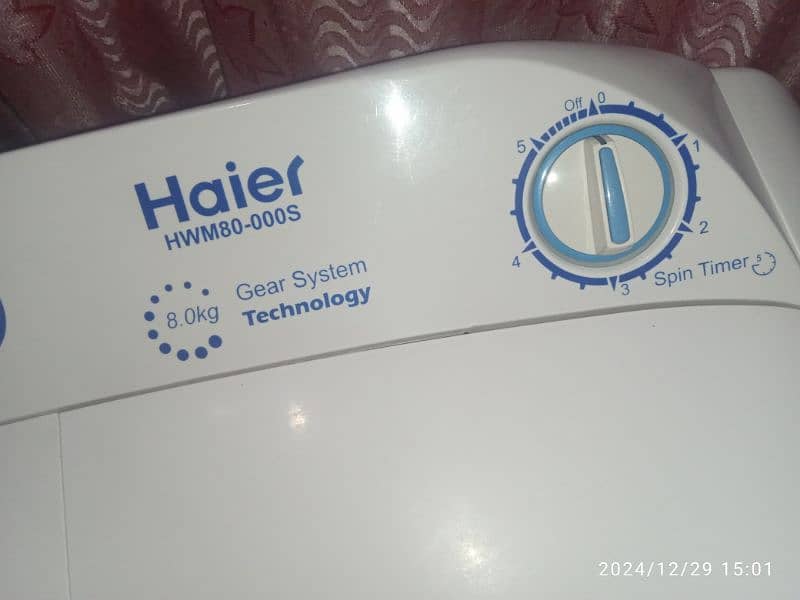 Haier washing machine twin tub model number HWM80-000S 0