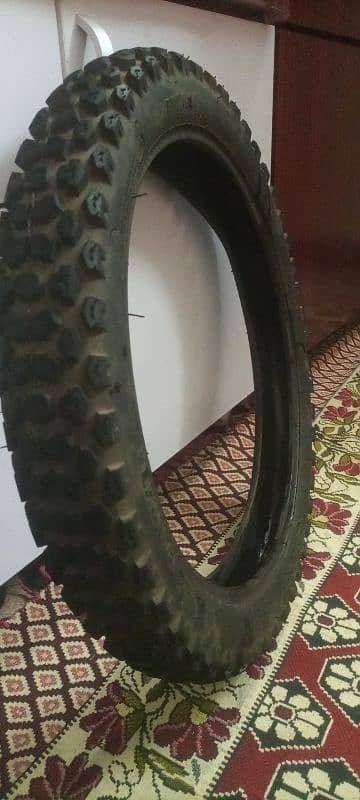 universal tire for cd 70 honda 125 0