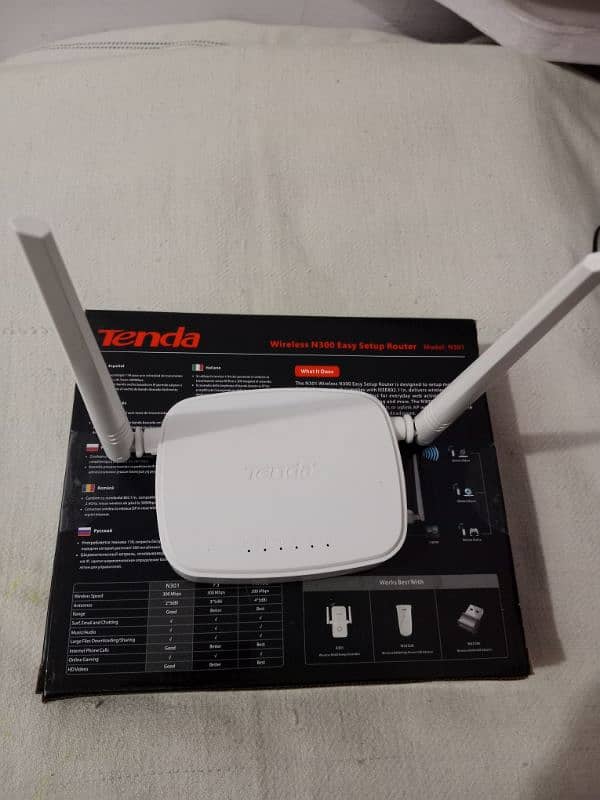 Tenda wireless N300 wifi router 0