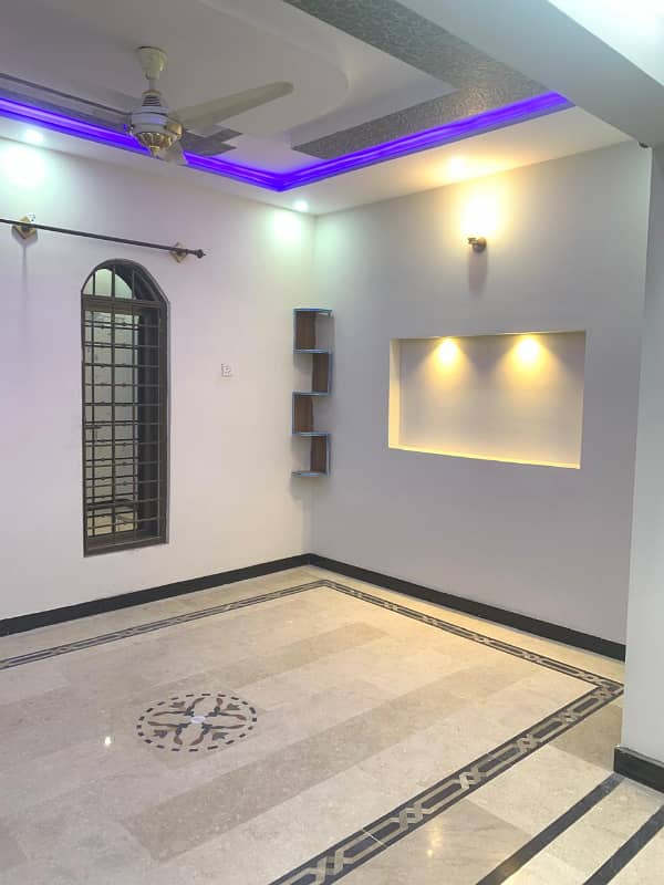 VIP location upper portion for rent in shallavelly near range road 1