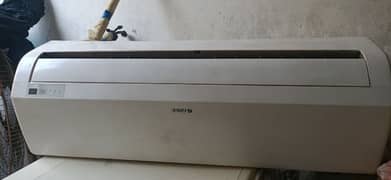 GREE AC 1 ton . . . White