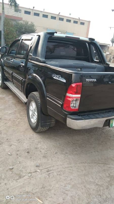 Toyota Hilux Vigo Champ 2014 5