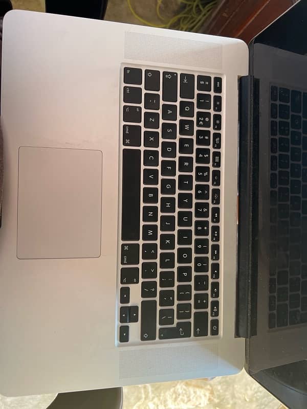 Macbook Pro 15 Inc 2013 Late 16GB/512GB with charger 2