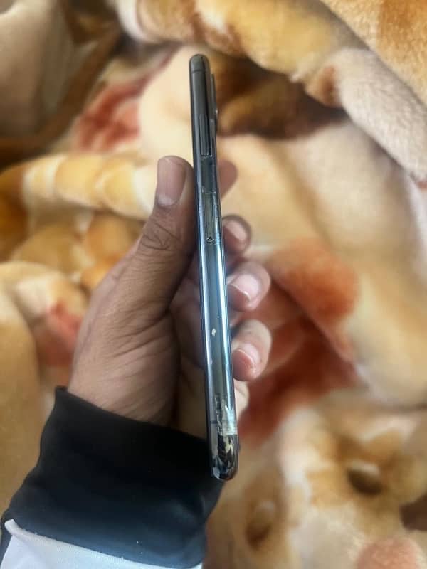 IPhone X 64 gb 4