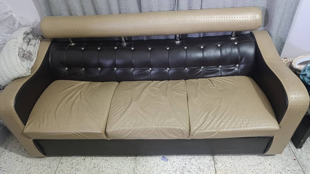 Sofa set 5 seater 6