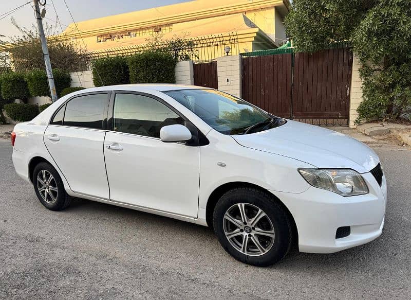 Toyota Corolla Axio G 2007 / 2012 Automatic 1.5 Push 2/2 drive 3