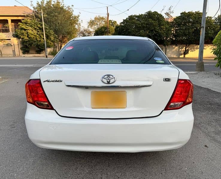 Toyota Corolla Axio G 2007 / 2012 Automatic 1.5 Push 2/2 drive 4