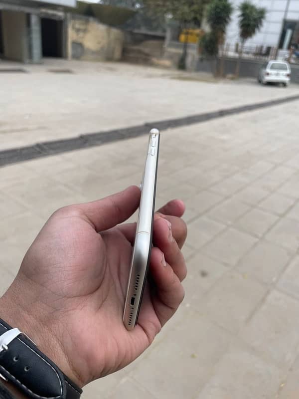 iphone 11 64gb 03121537466 3