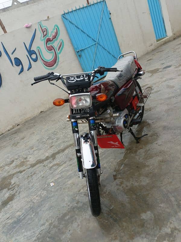 Honda 125 New Condition 4