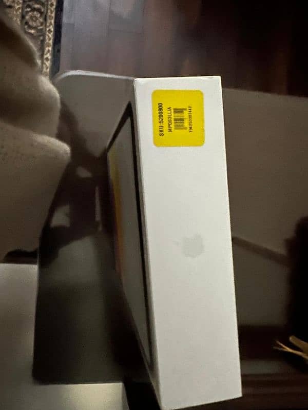 Apple ipad 10 generation box packed 1