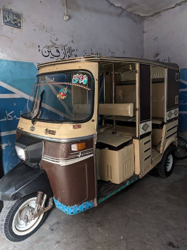 SAZGAR RICKSHAW 6 SEATER GENUINE COLOR 0