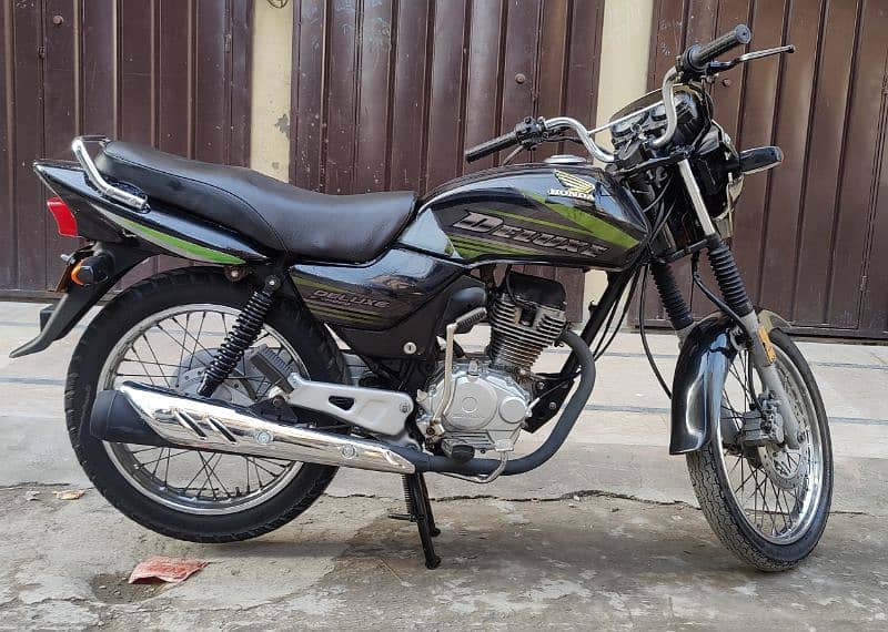 Honda 125 deluxe 2007 model new condition 1