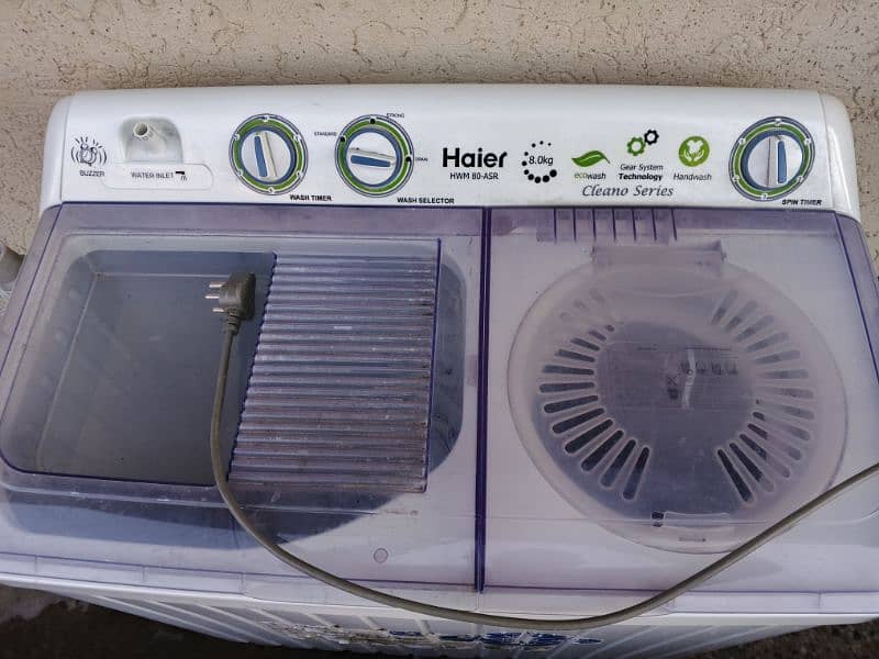 washing Haier with spinner almost new condtion and working 4