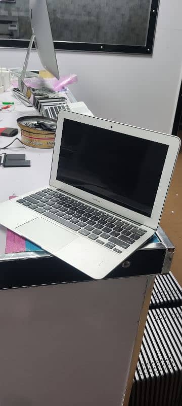 MacBook Air 2015 0