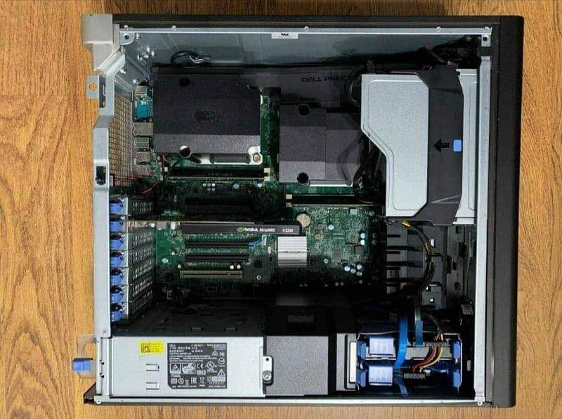 Dell Precision T7810 Workstation 3