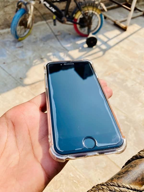 iPhone 6  non pta  condition 10.8 0