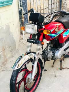 Honda CD70 2018