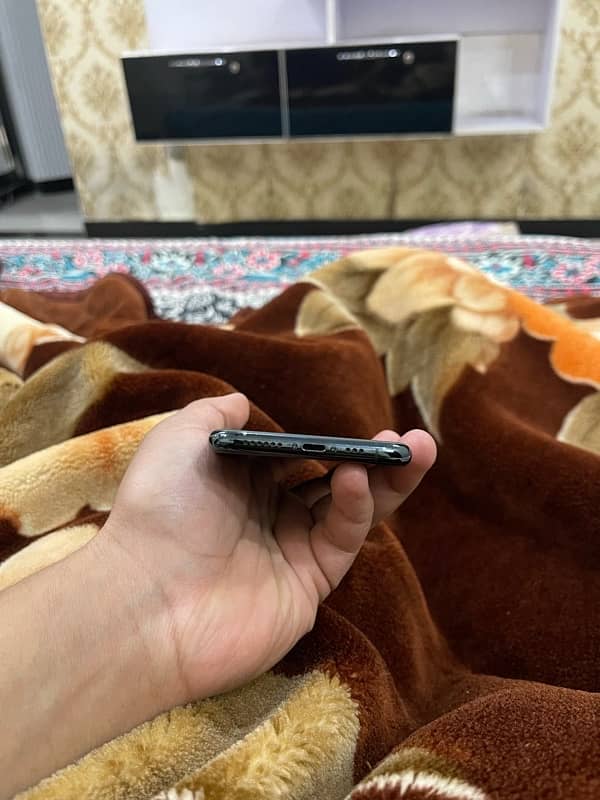 Iphone 11 Pro pta aprroved 5