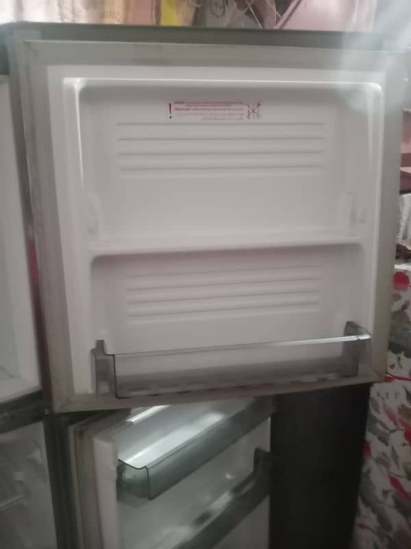 Non inverter Refrigerator 9