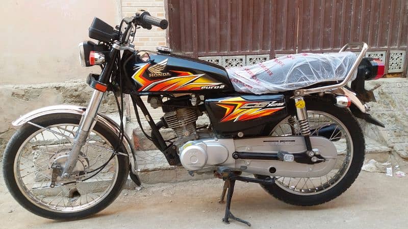 Honda125 model 2021 Hyderabad number ha urgent sell 4