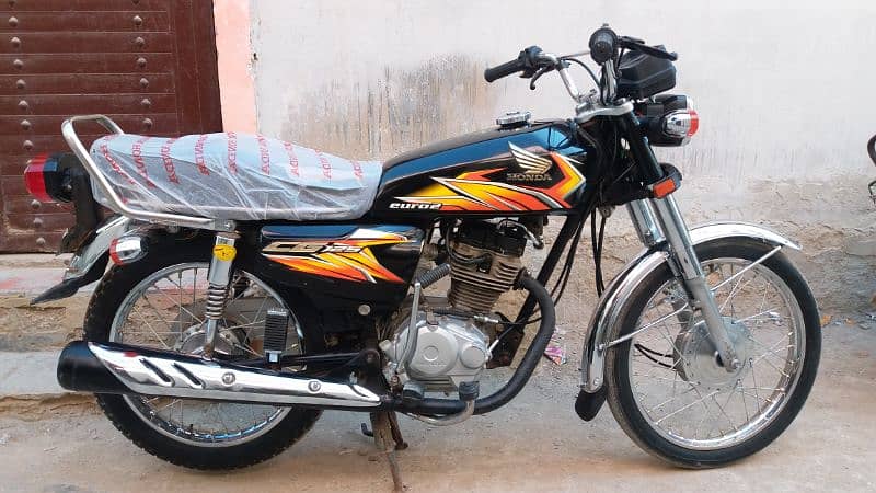 Honda125 model 2021 Hyderabad number ha urgent sell 5