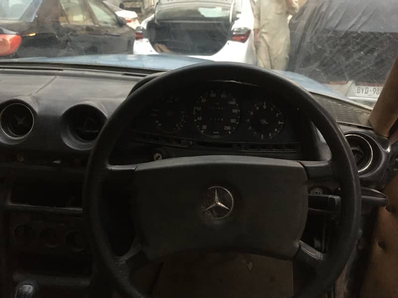 Mercedes 240 Gd 1984 9