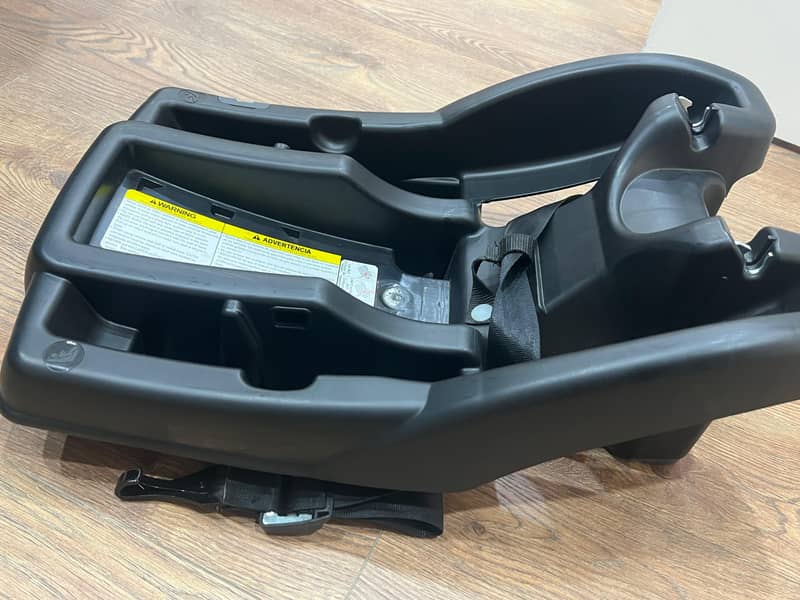 GRACO SNUGRIDE 35 Click Connect Car Seat with Base 2