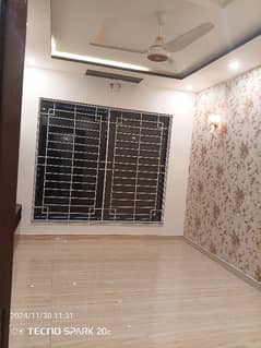 1 Kanal Full House Well Maintained Owner Built Available For Rent Nearby Gold Crust Mall And Ring Road Lahore