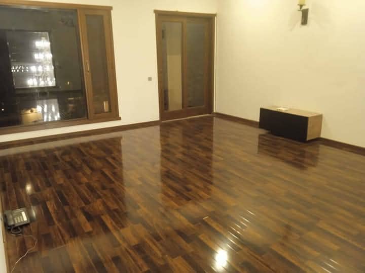 Stunning Luxury Bungalow For rent In DHA Phase - 6 2