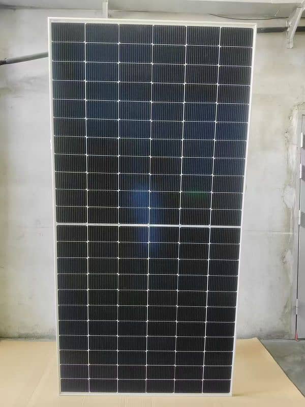 Canadian solar N 585W 2