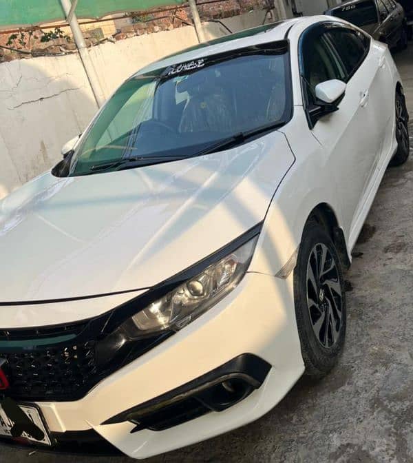 Honda Civic Oriel 2018 0