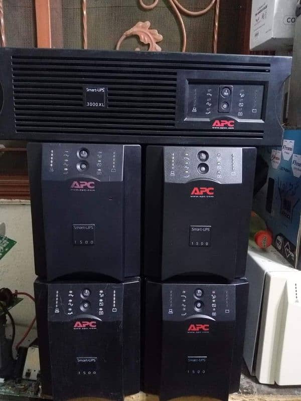 APC online UPS 3