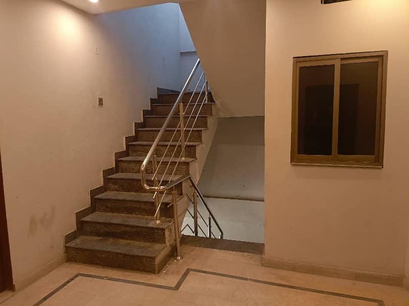 4 Marla Fist Floor Flat Available For Rent In Johar Town Near Doctor Hospital 6