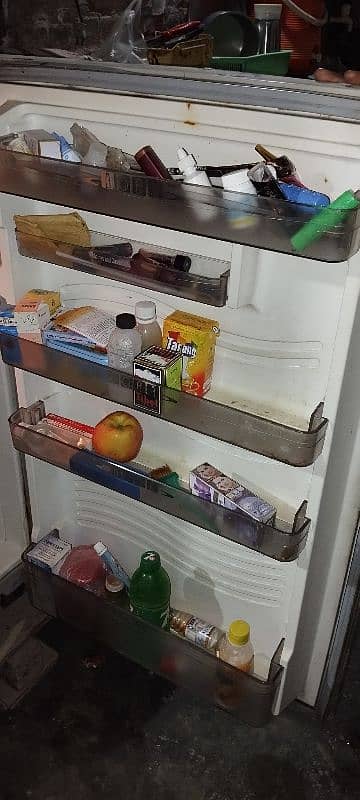 Refrigerator only serious buyer coming 5