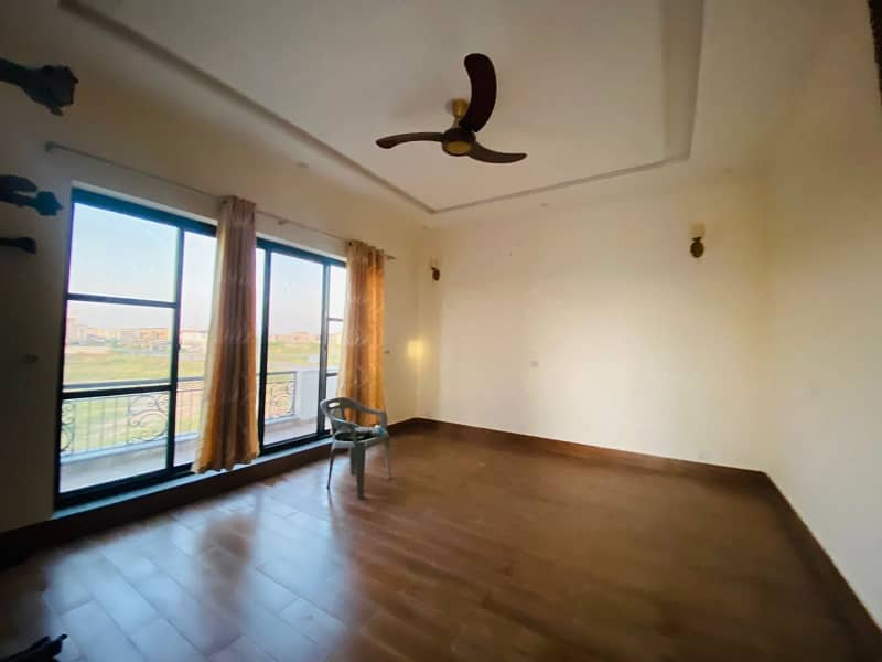 1 Kanal Well Maintained Owner Build Like New House Available For Rent In Dha Phase 8 Park View Direct Approach To Ring Road And Allama Iqbal Air Port 4